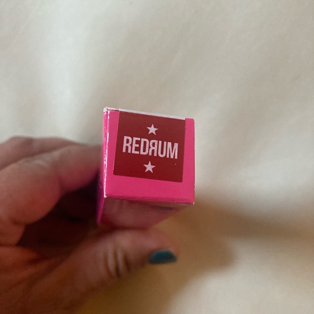 Jeffrey Star Velour Liquid Lipstick - Shade Redrum - Picture 4 of 9